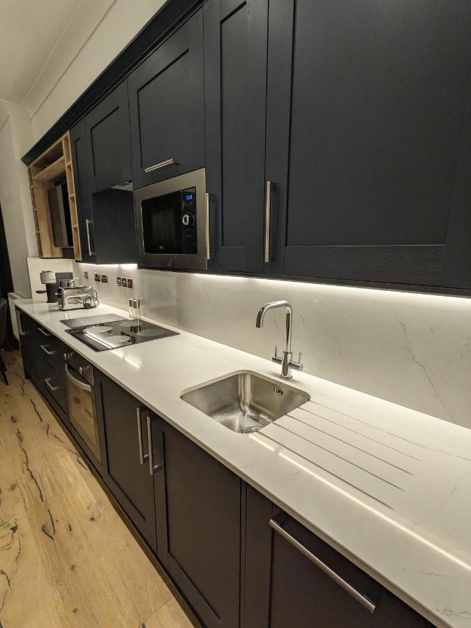 Modern Aptmt, 2 Stops To Central London, Smart Lock, Netflix Ealing Buitenkant foto