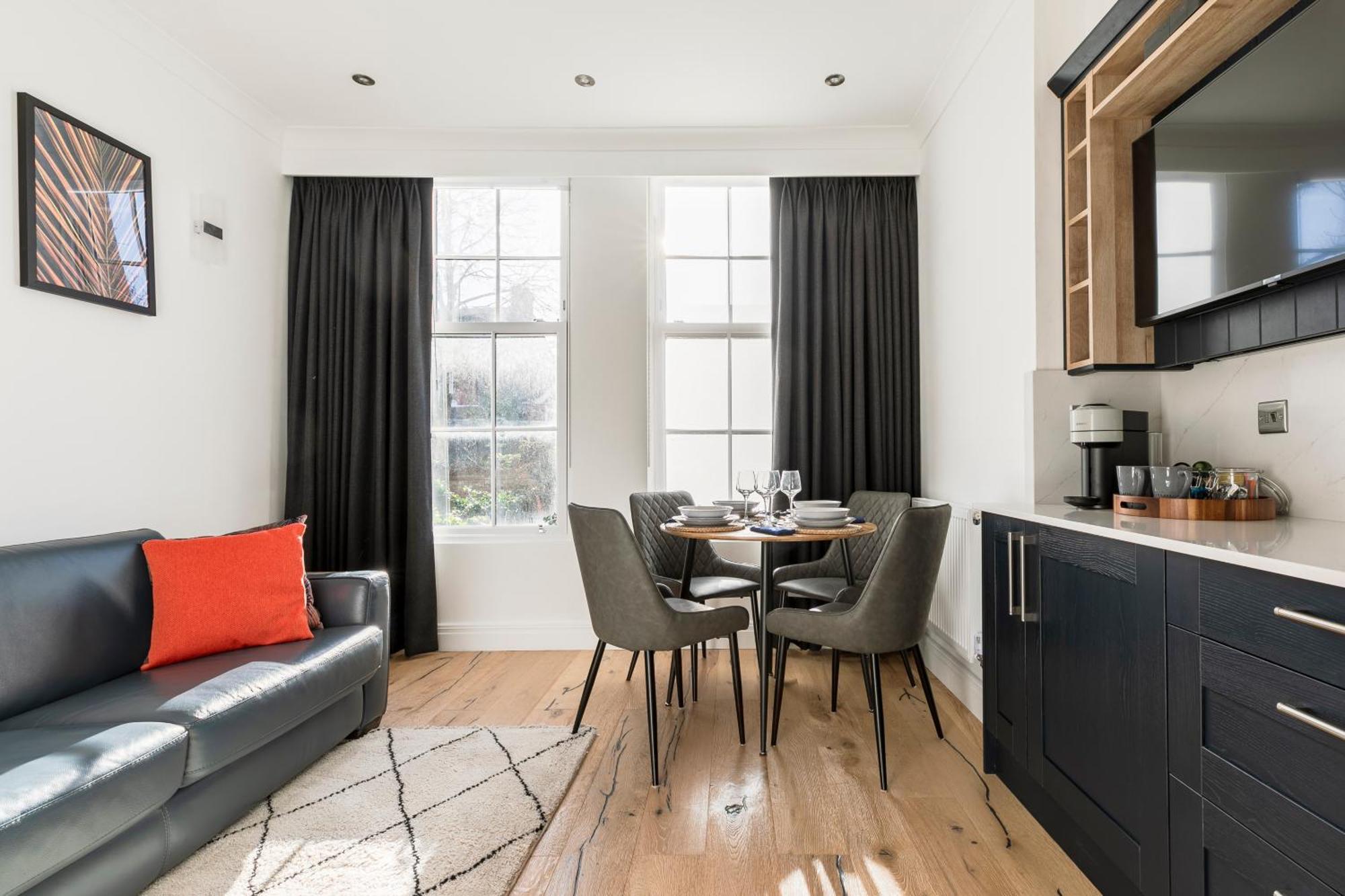 Modern Aptmt, 2 Stops To Central London, Smart Lock, Netflix Ealing Buitenkant foto
