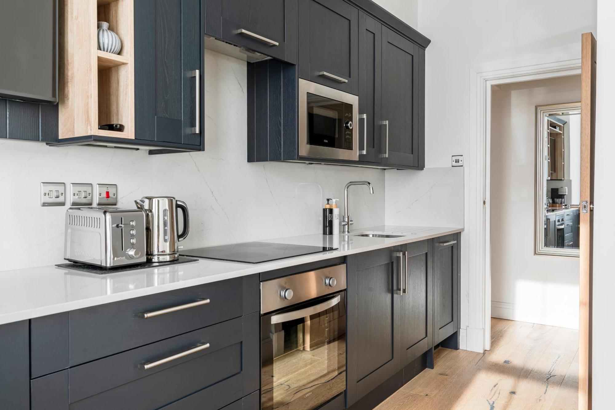 Modern Aptmt, 2 Stops To Central London, Smart Lock, Netflix Ealing Buitenkant foto