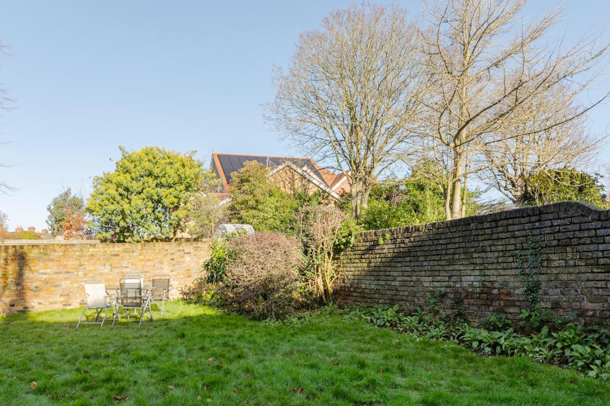 Modern Aptmt, 2 Stops To Central London, Smart Lock, Netflix Ealing Buitenkant foto